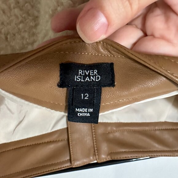River Island - Faux Leather and Borg Zip Mini Skirt - Size 8 - Picture 11 of 14
